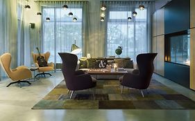 Moxy Frankfurt Airport